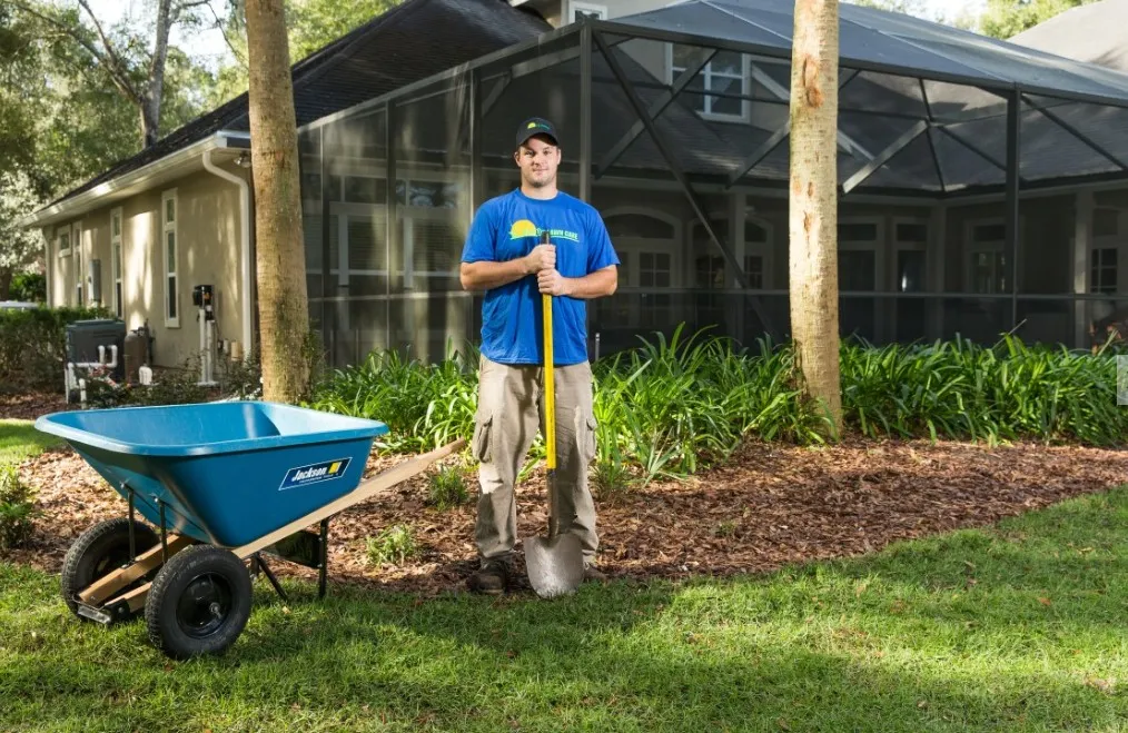 High Springs, FL Homes Achieve Backyard Perfection with Lawn Care